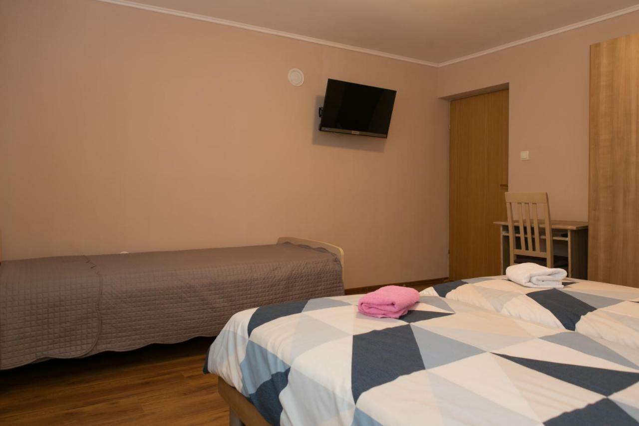 Rooms Ivan Otočac Esterno foto
